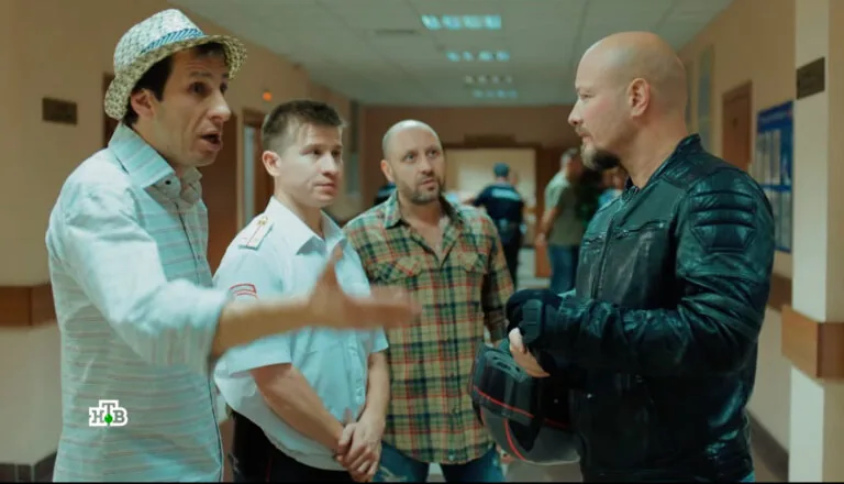 Картинка к «1 сезон 1 серия»