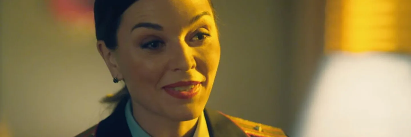 Кадр из 11 серии 1 сезона