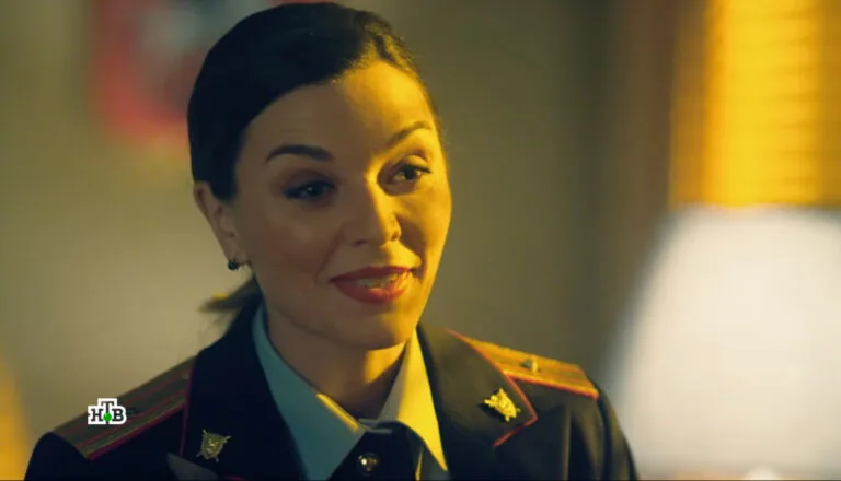 Момент из 11 серии 1 сезона