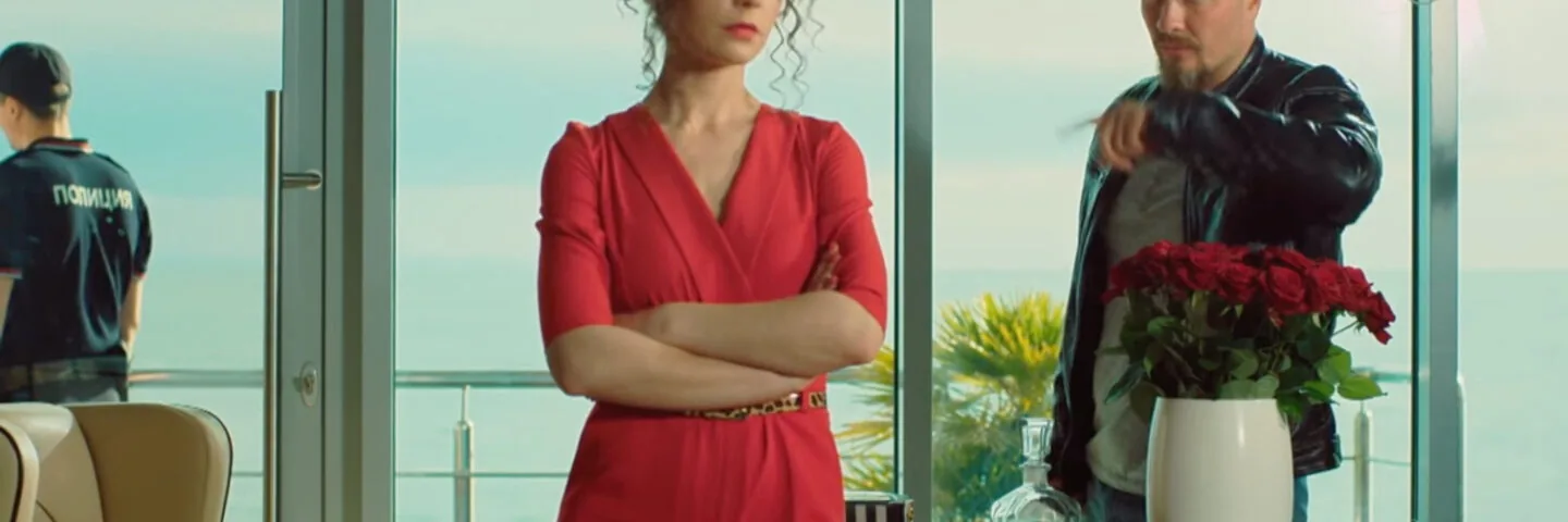 Кадр из 13 серии 1 сезона