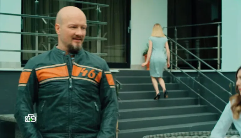 Момент из 20 серии 1 сезона