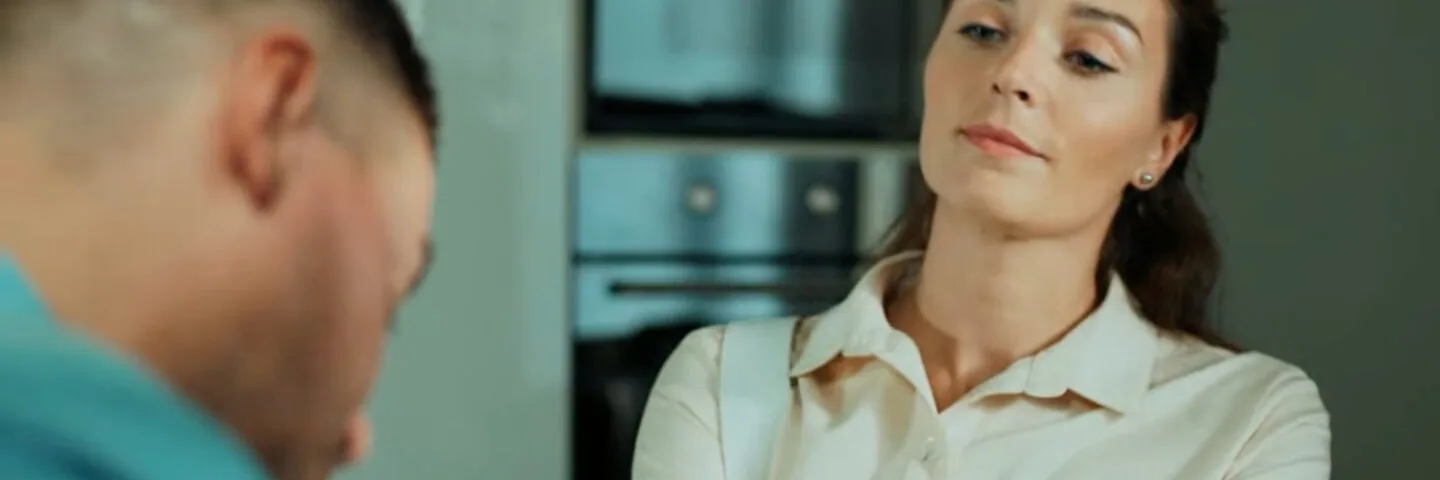 Кадр из 8 серии 1 сезона