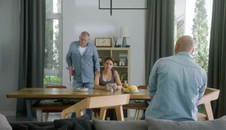 Момент из 24 серии 3 сезона