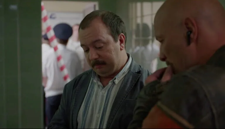 Момент из 7 серии 3 сезона