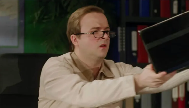 Момент из 18 серии 4 сезона