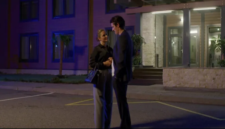 Момент из 28 серии 4 сезона